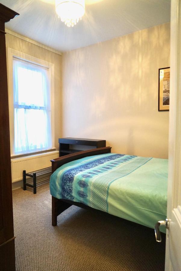 Tottenham Stadium Double Room Лондон Экстерьер фото